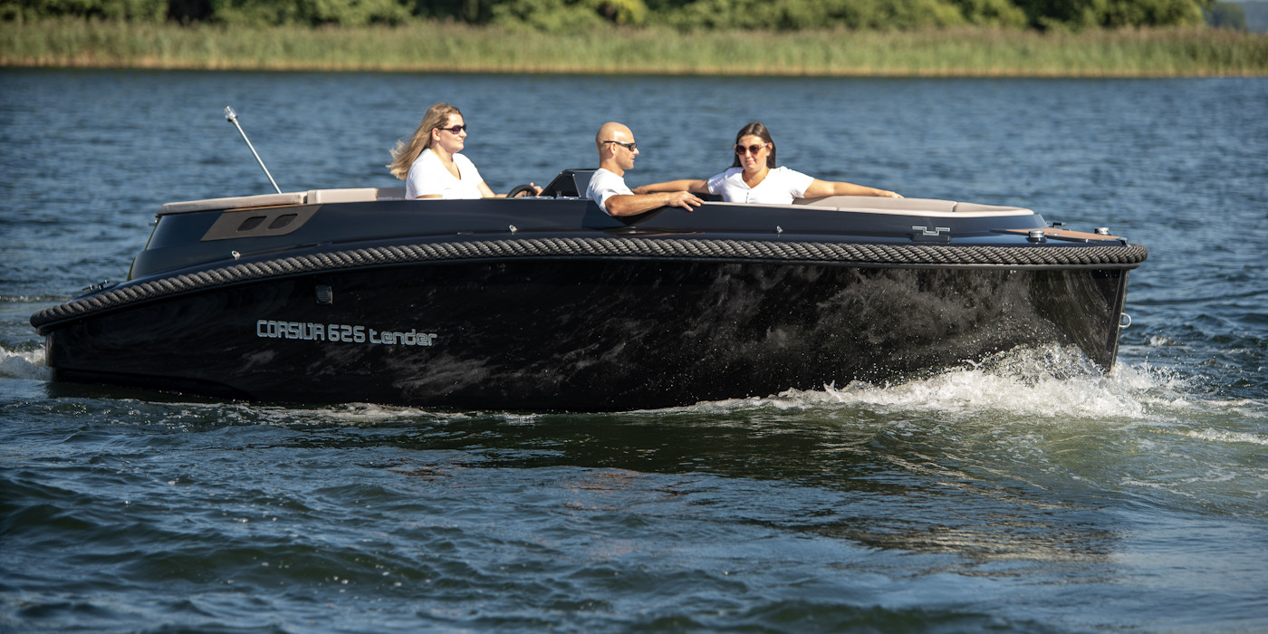Corsiva 625 Tender