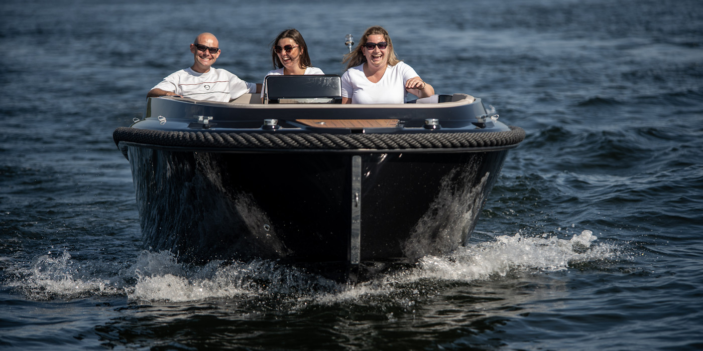 Corsiva 625 Tender