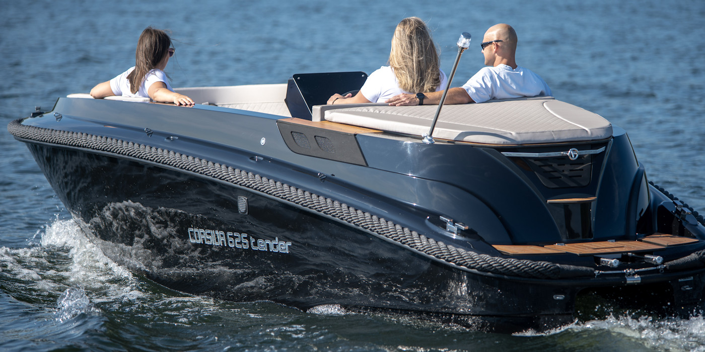 Corsiva 625 Tender