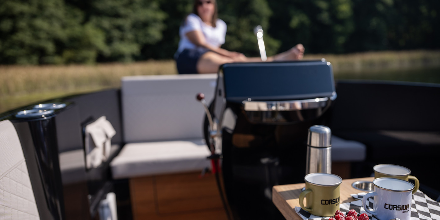 Corsiva 625 Tender