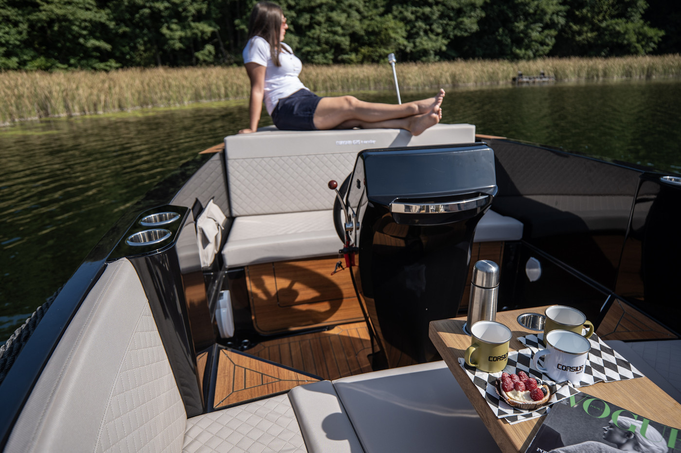 Corsiva 625 Tender
