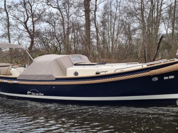 Jan van Gent JVG 10.35 Cabin