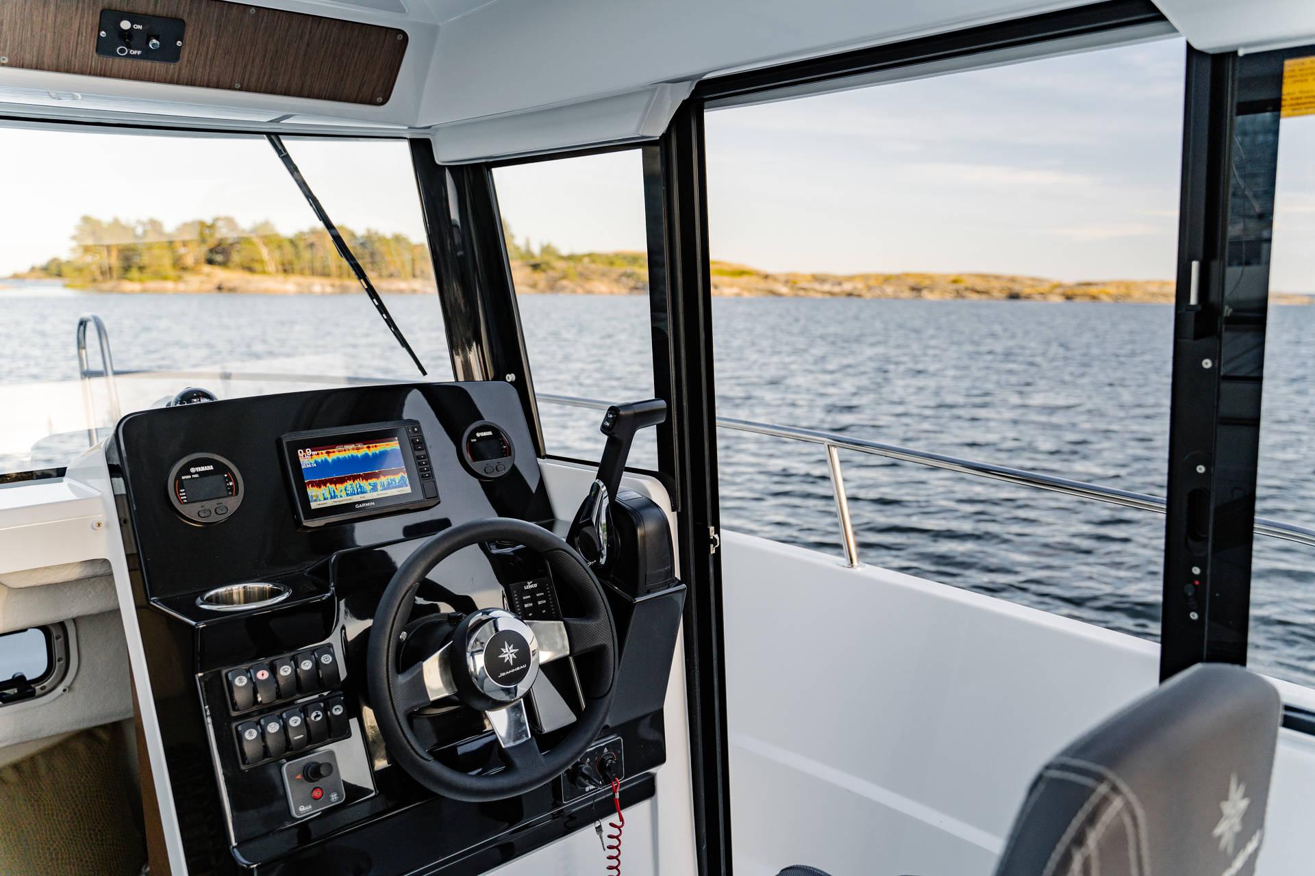 Jeanneau Merry Fisher 695 Sport