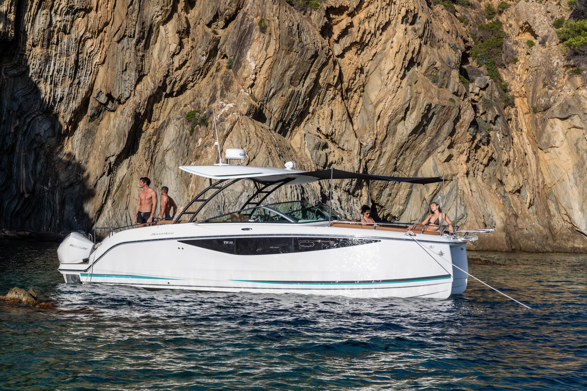 Jeanneau TH33