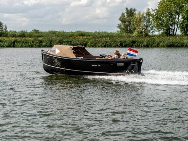 Maxima 650 Flying Lounge