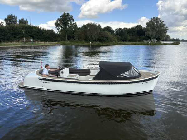 Pieterman 730 Tender