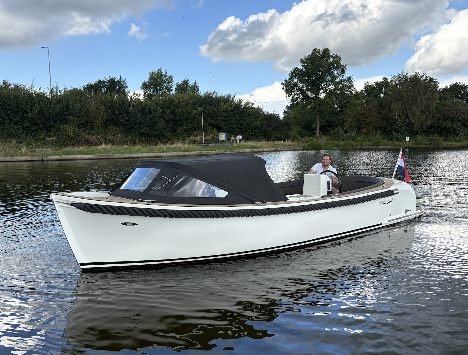 Pieterman 730 Tender