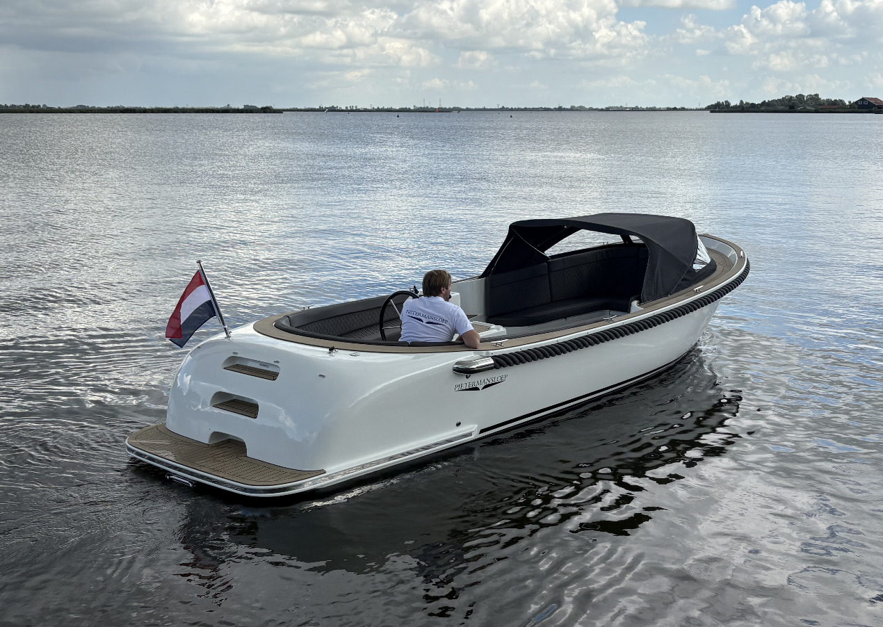 Pieterman 730 Tender