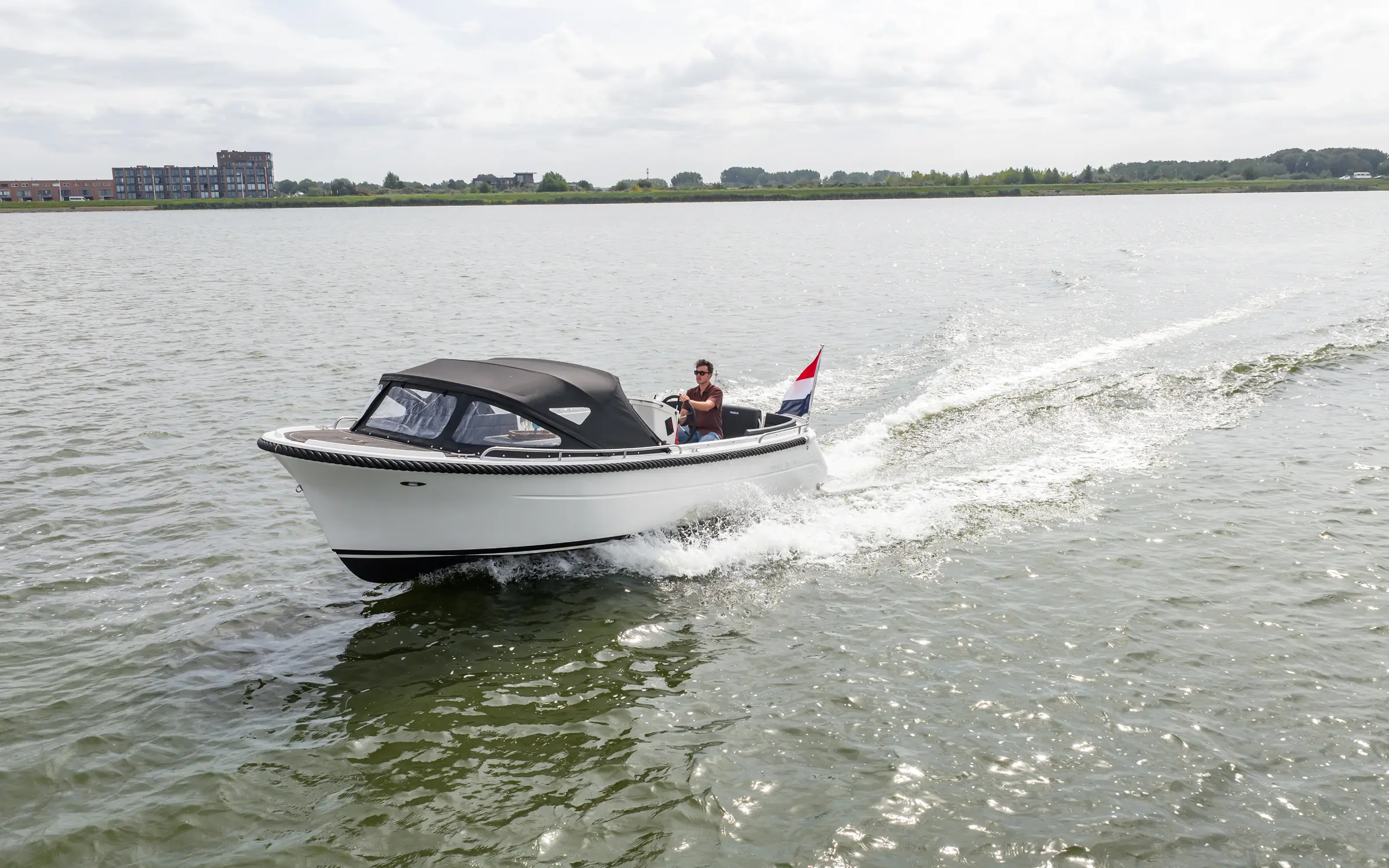Primeur 700 Tender