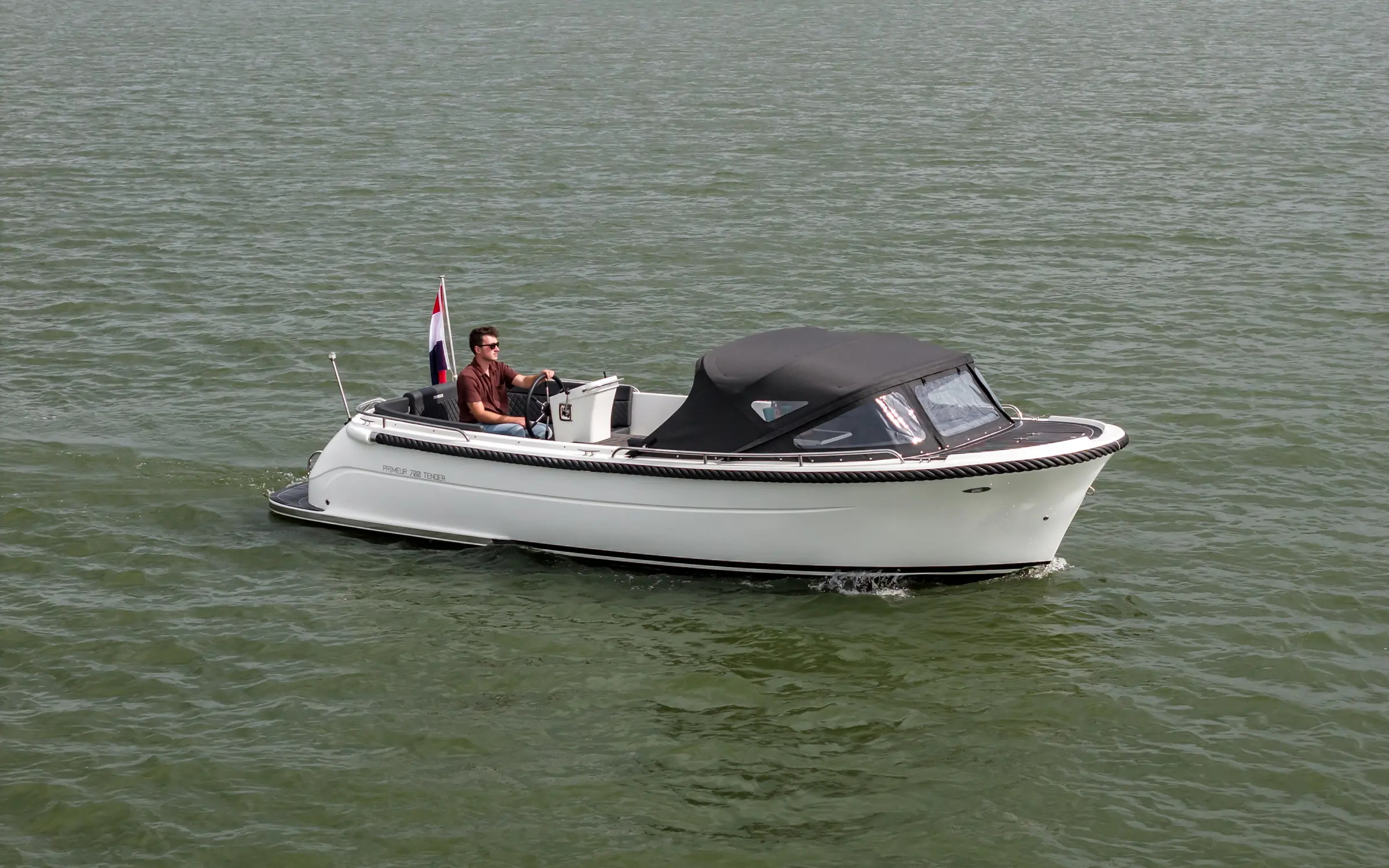 Primeur 700 Tender