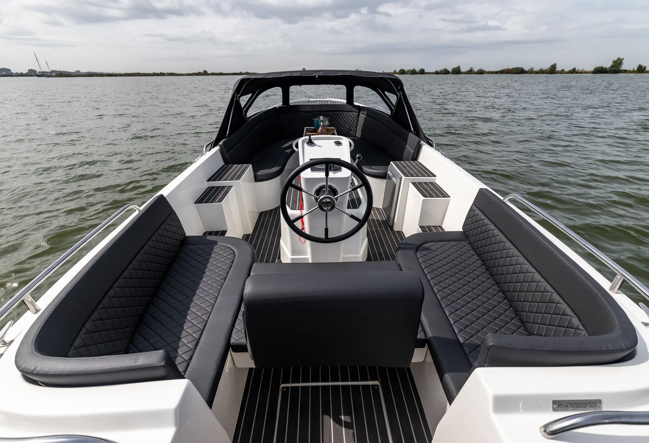Primeur 700 Tender