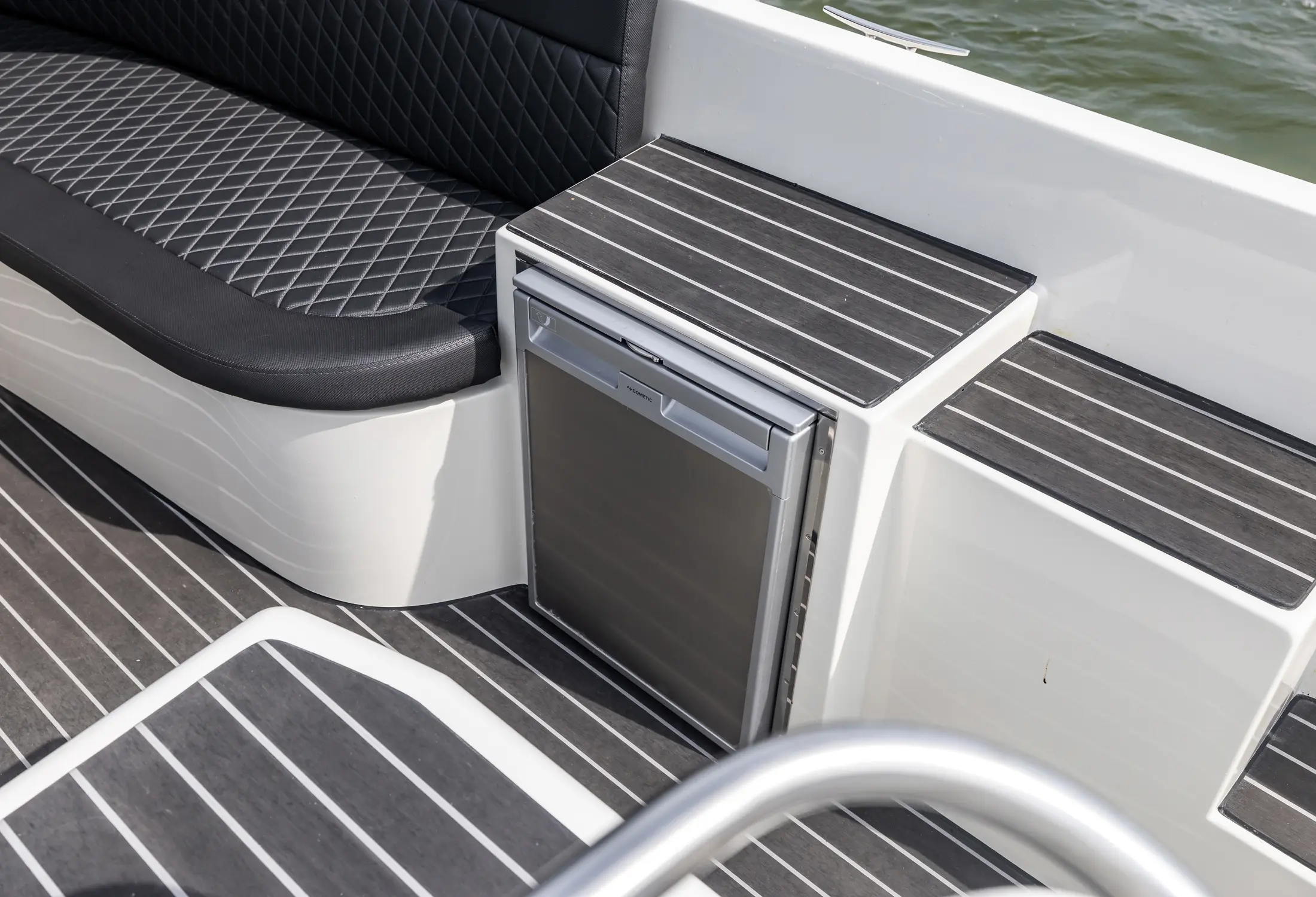 Primeur 700 Tender