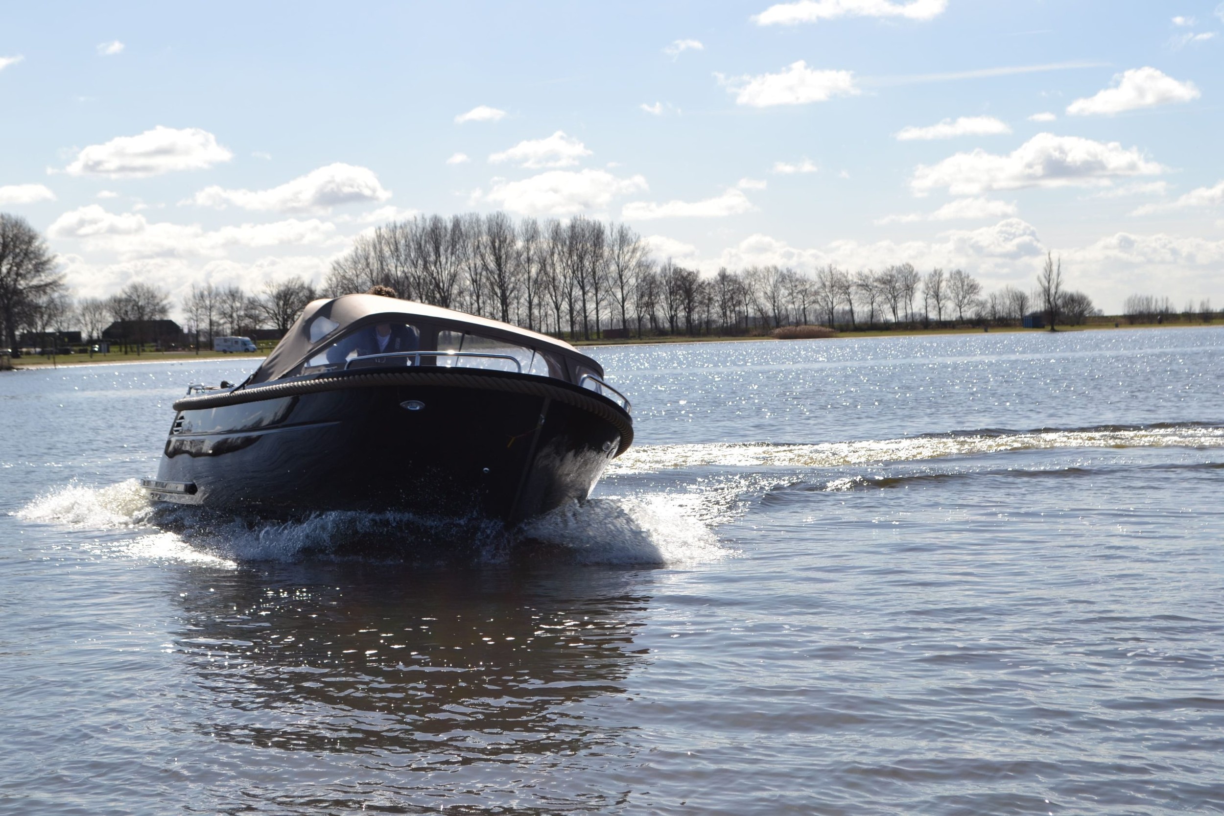 Primeur 715 Tender