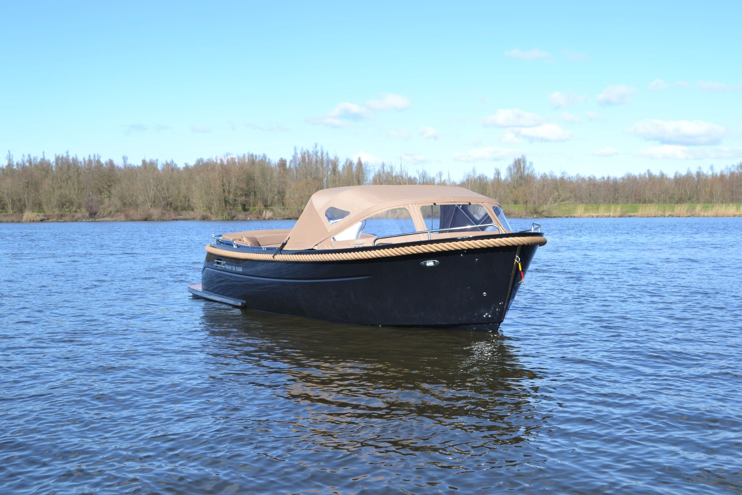 Primeur 715 Tender