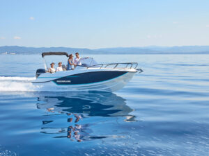 Quicksilver 675 Sundeck