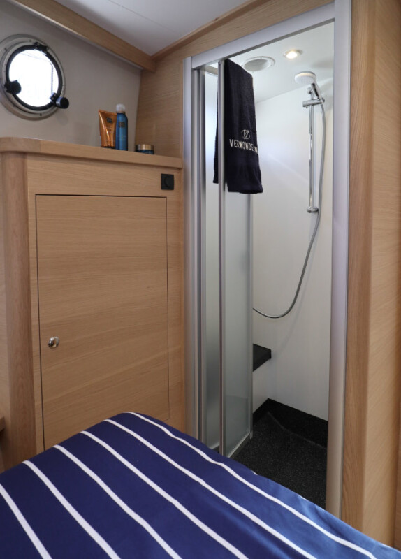 Vedette Cabin Classic Line 38 ft, hut met douche en kast