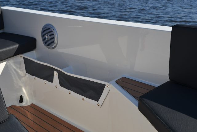 4-Family 495 de Luxe, zitbank met opbergvakken boot