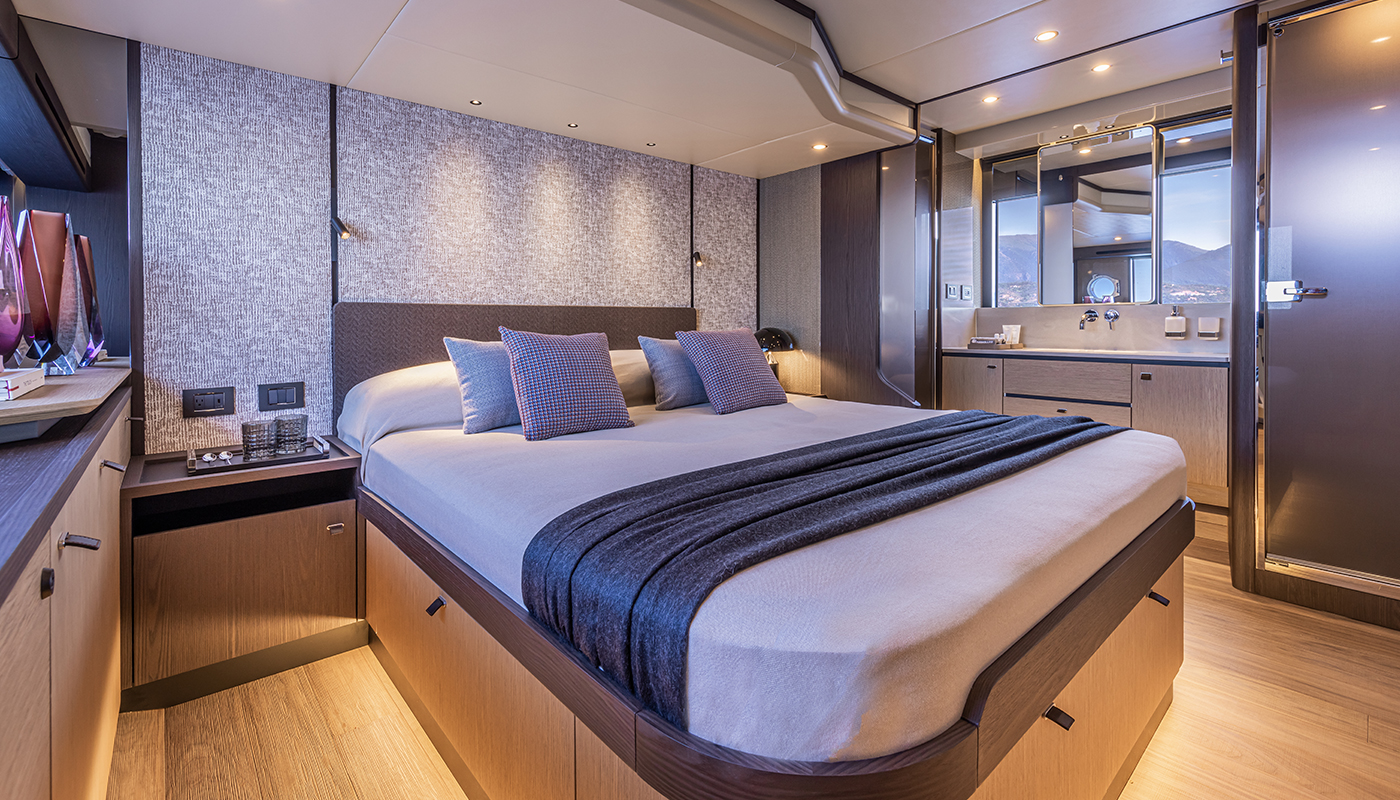 Absolute 56 FLY, slaapkamer met tweepersoonsbed