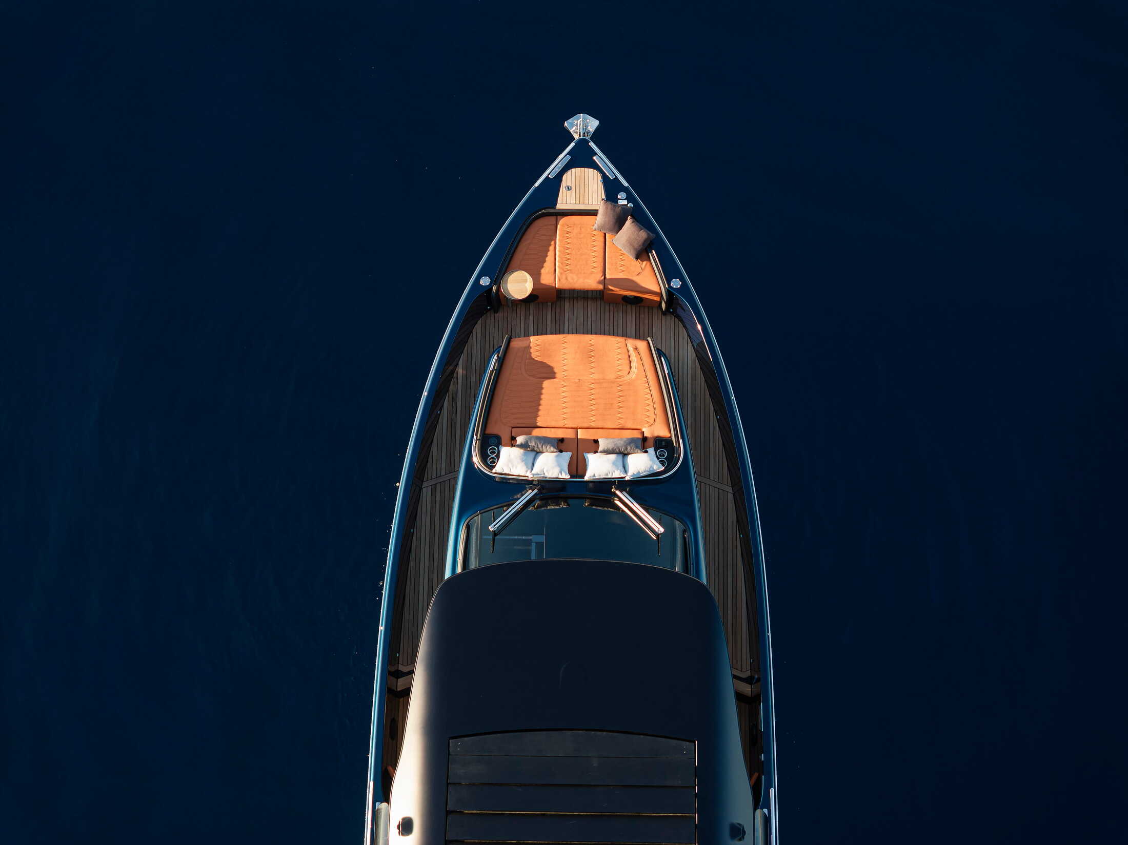 Cranchi A46 Luxury Tender, boot van boven gefotografeerd
