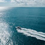 De Antonio D29, speedboot vaart snel over zee