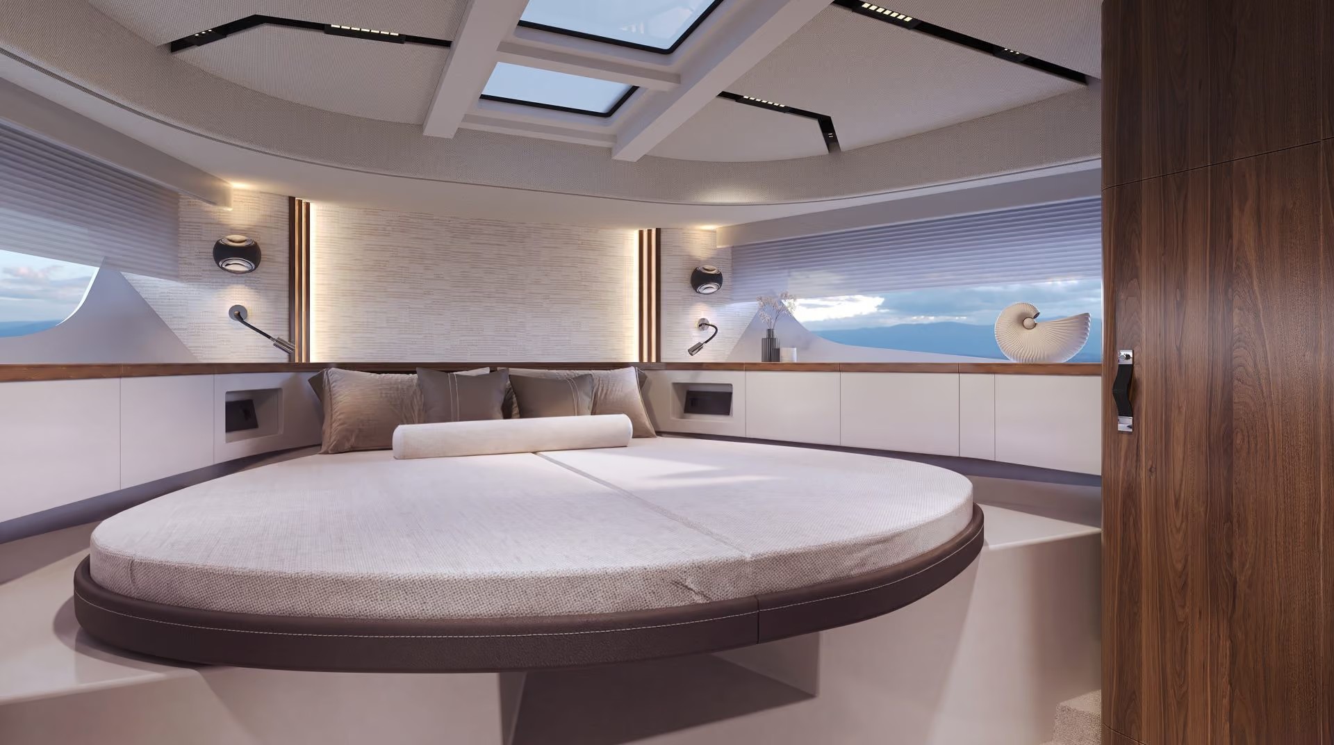 Galeon 420 FLY, ronde bed kajuit met ramen