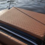 Lago Amore 595 Tender, gestoffeerd kussen op boot
