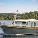 Linssen Grand Sturdy 40.1 (AC / Sedan), boot varend op water
