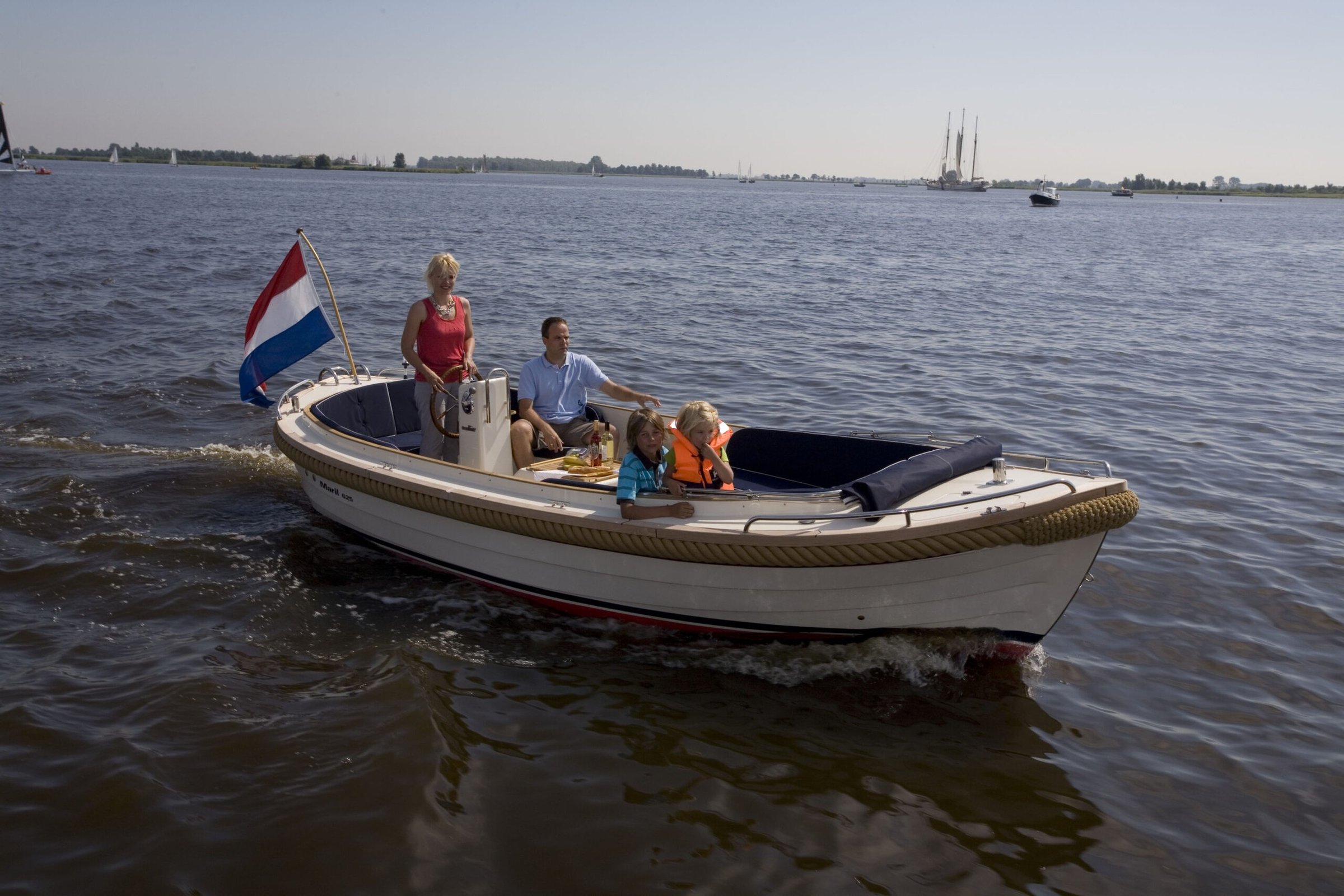 Maril 625, familie vaart open sloep