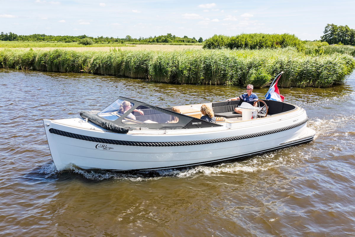 Maril 7NXT, boot varend op vaart