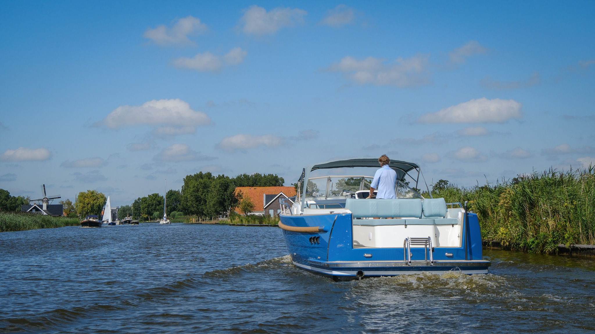 Maril 9NXT, boot varend op vaart