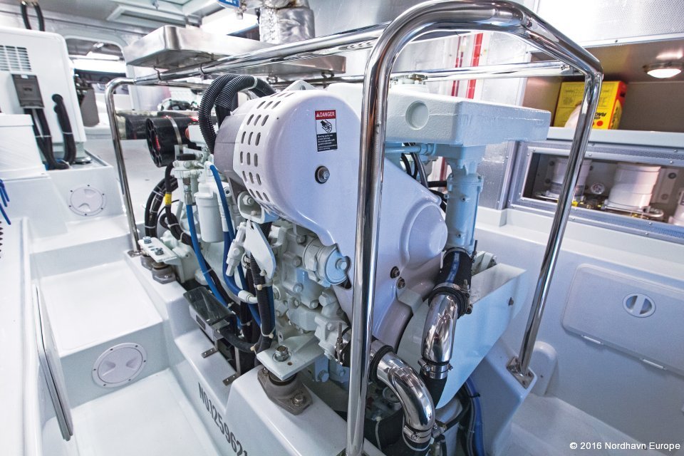 Nordhavn 52, motorruimte met scheepsmotor