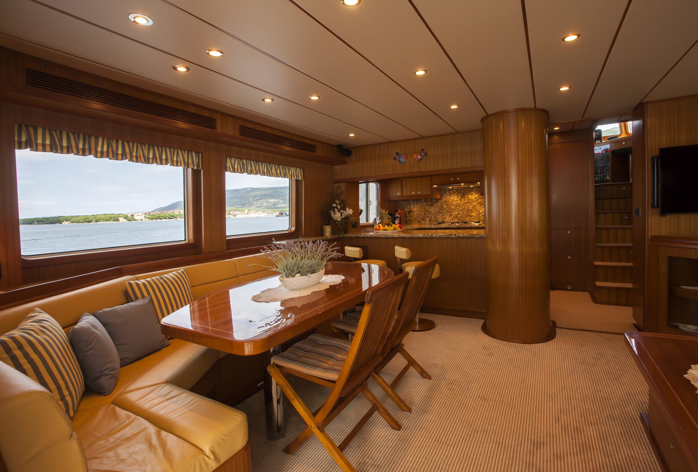 Nordhavn 68, eetsalon met keuken en zithoek