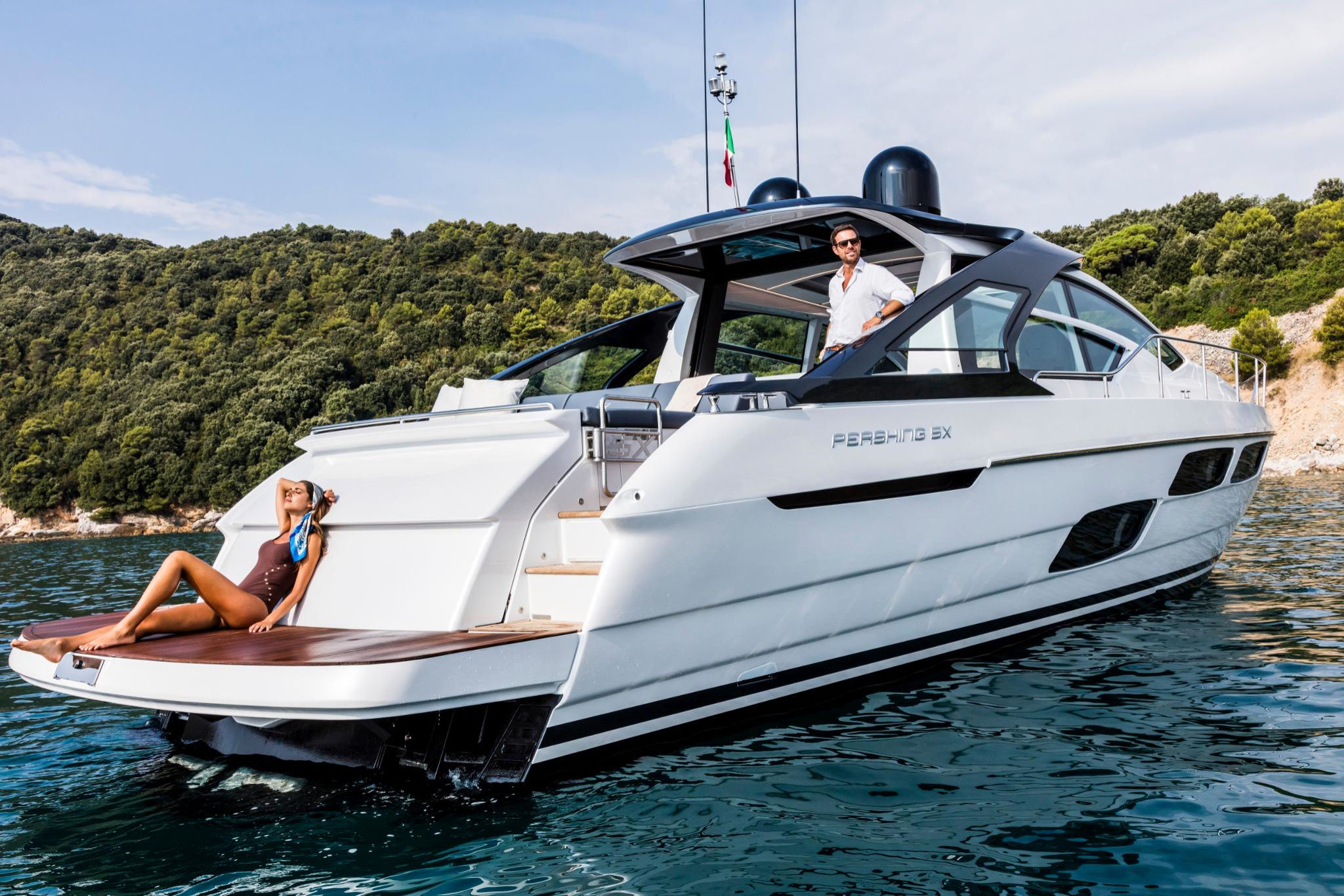 Pershing 5X, boot voor anker met model