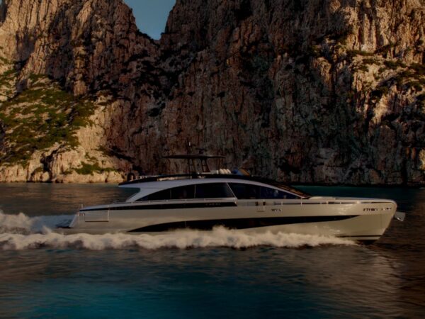 Pershing GTX90 Project, boot varend tussen rotsen