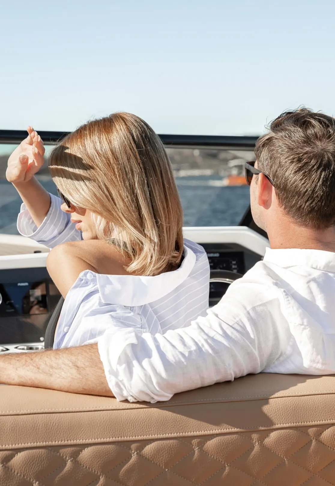 Rand Leisure 28, koppel zittend op boot