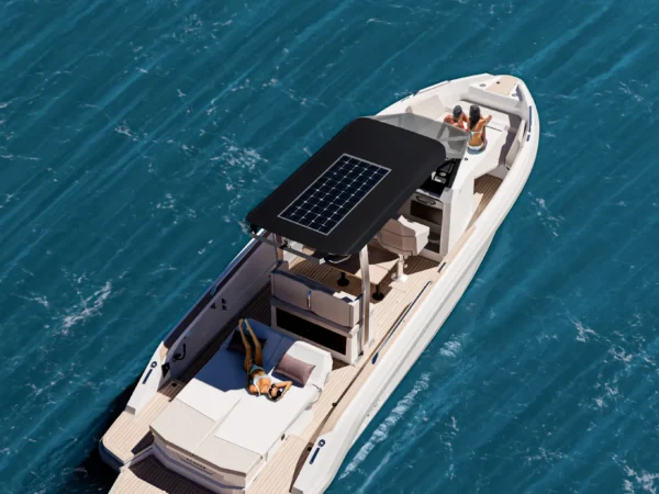 Rand Roamer 29, boot met zonnedek van boven