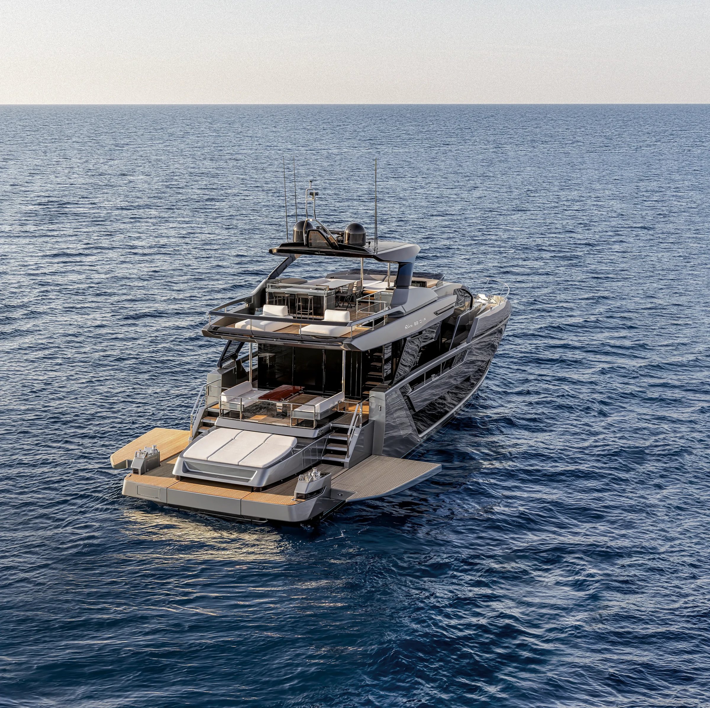 Riva 82' Diva, jacht drijvend op zee