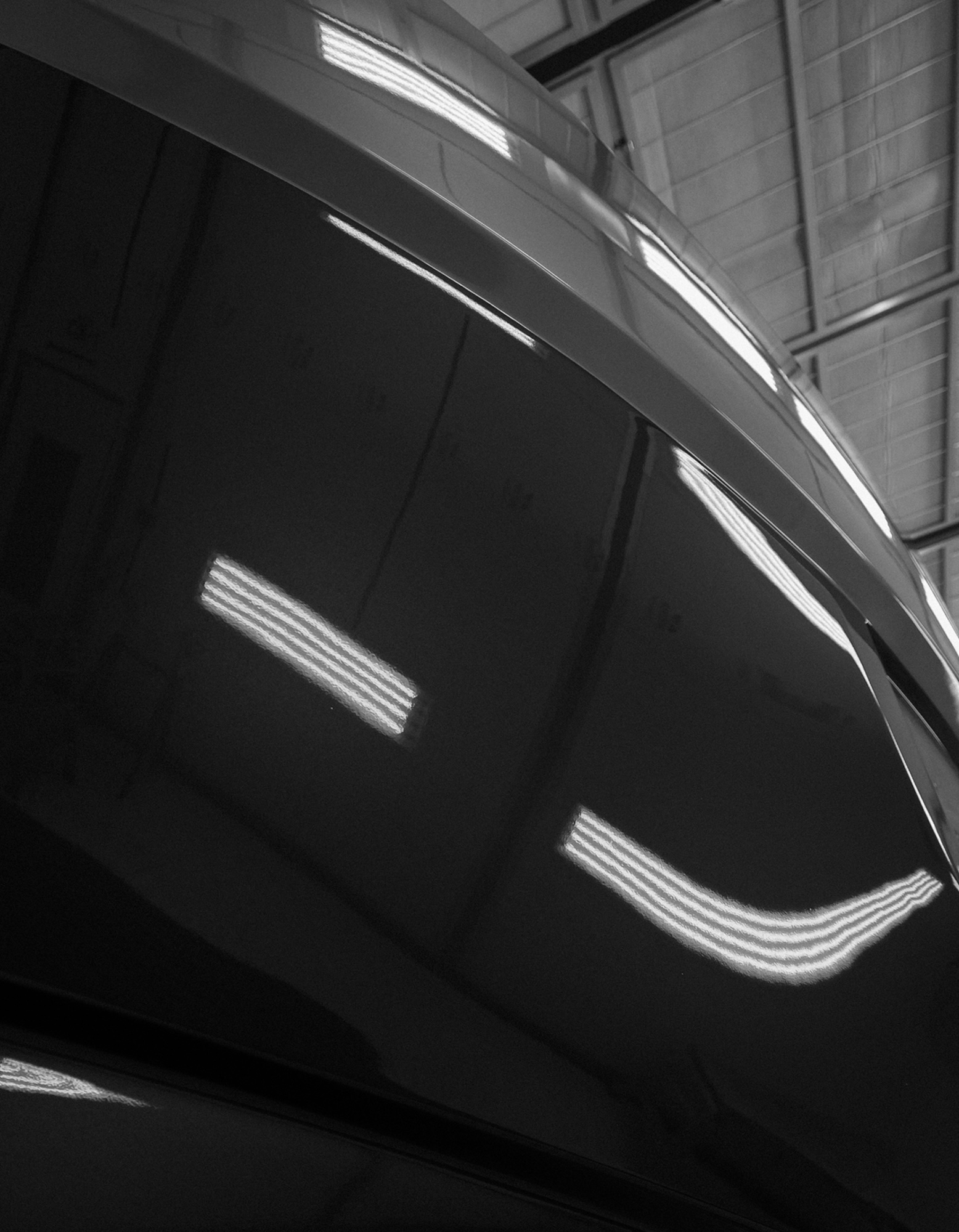 Sacs Marine Hyper 5S, close-up glanzende romp met reflecties