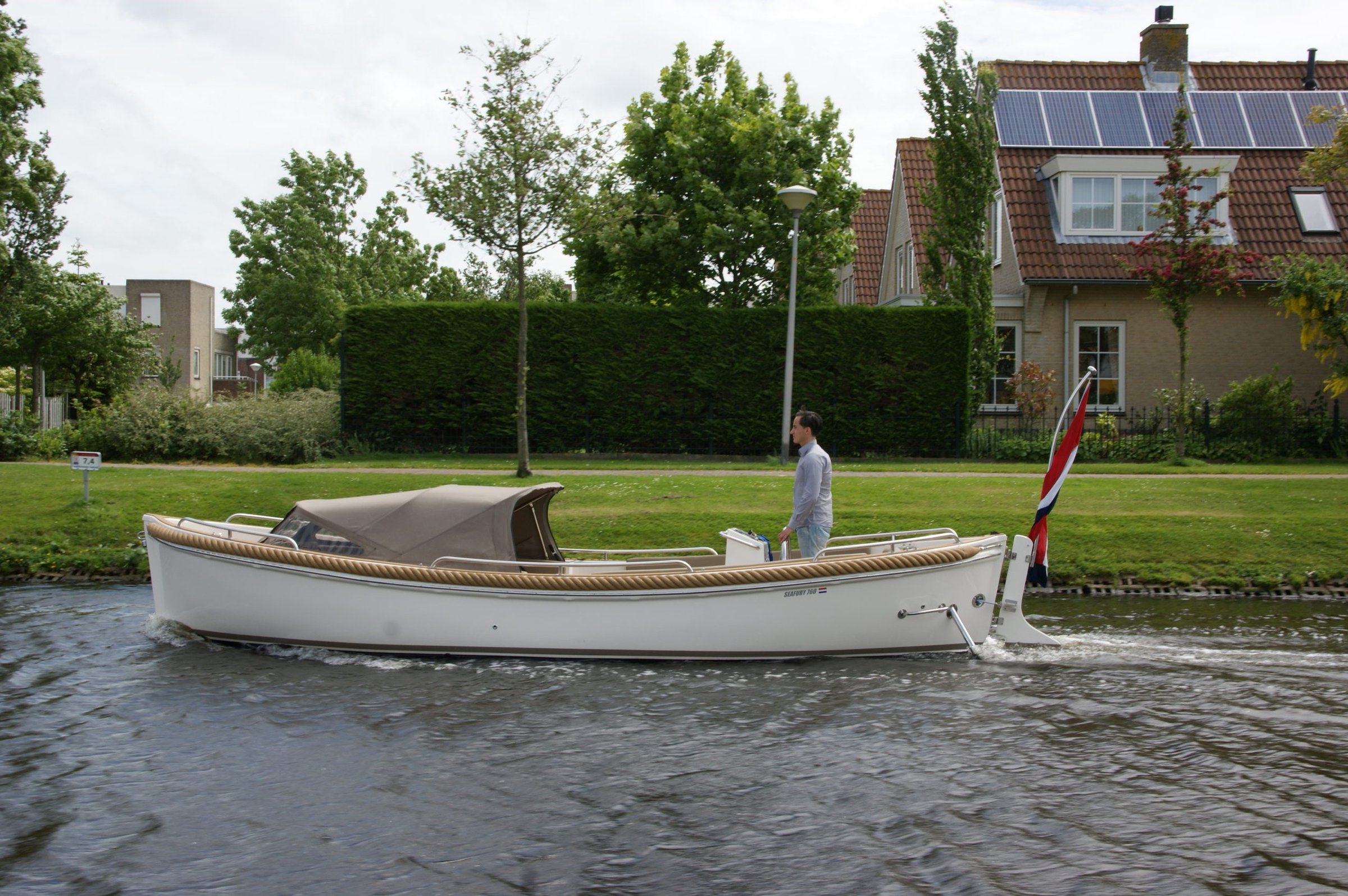 Seafury 760, boot varend op vaart