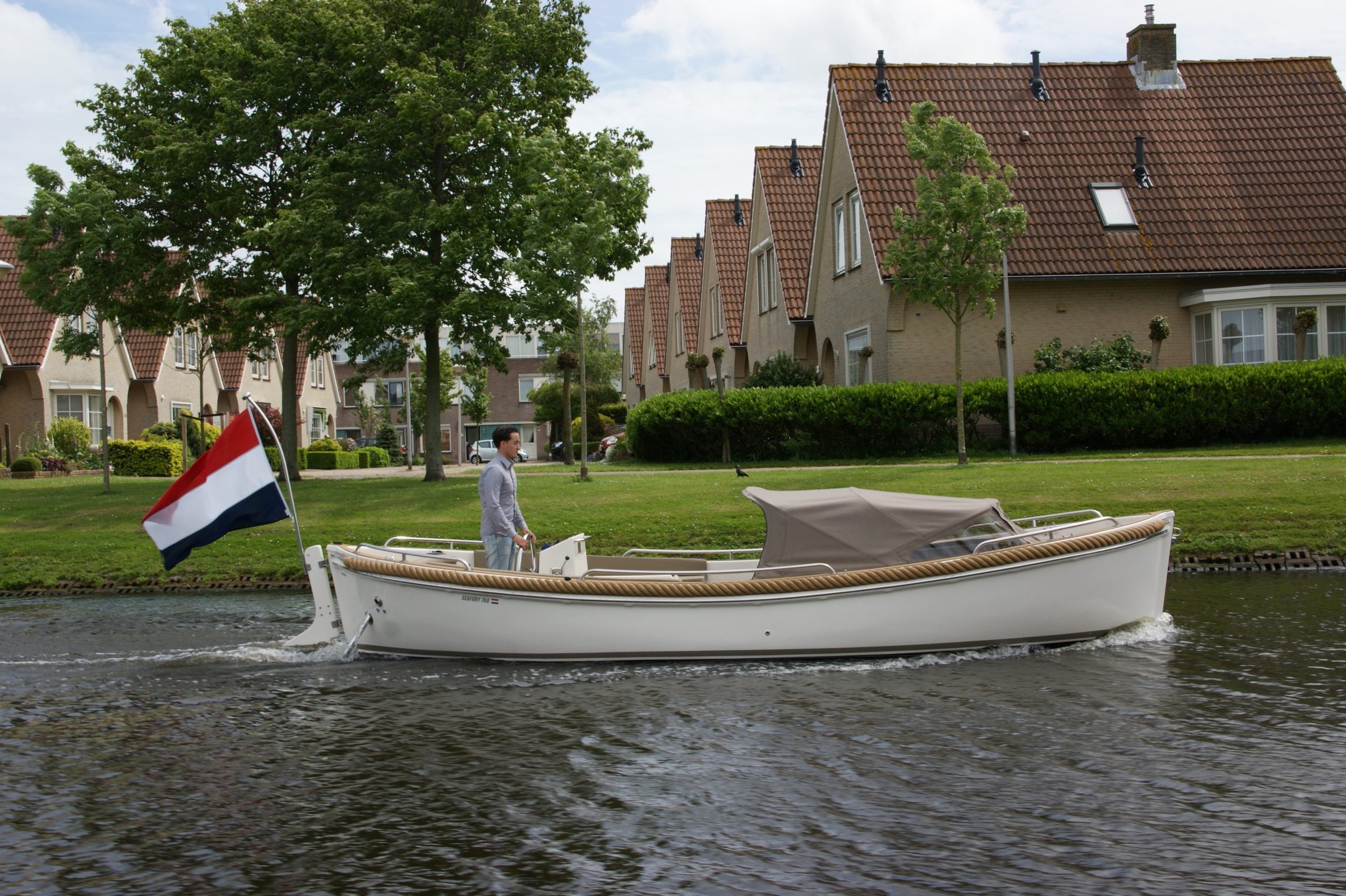 Seafury 760, boot varend op vaart