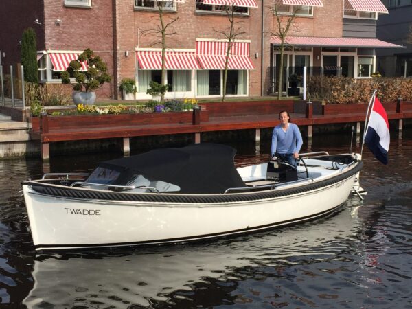 Seafury 760, sloep varend voor woonhuis