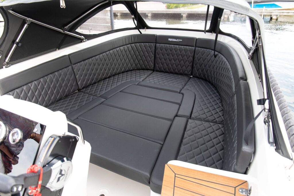 Topcraft 627 Tender, zitbank met lederen bekleding