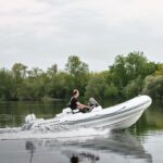 Williams Jet Tenders SOLAS 505, witte rib boot varend