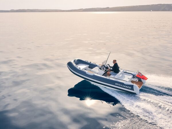 Williams Jet Tenders SportJet 460, rib boot vaart over zee