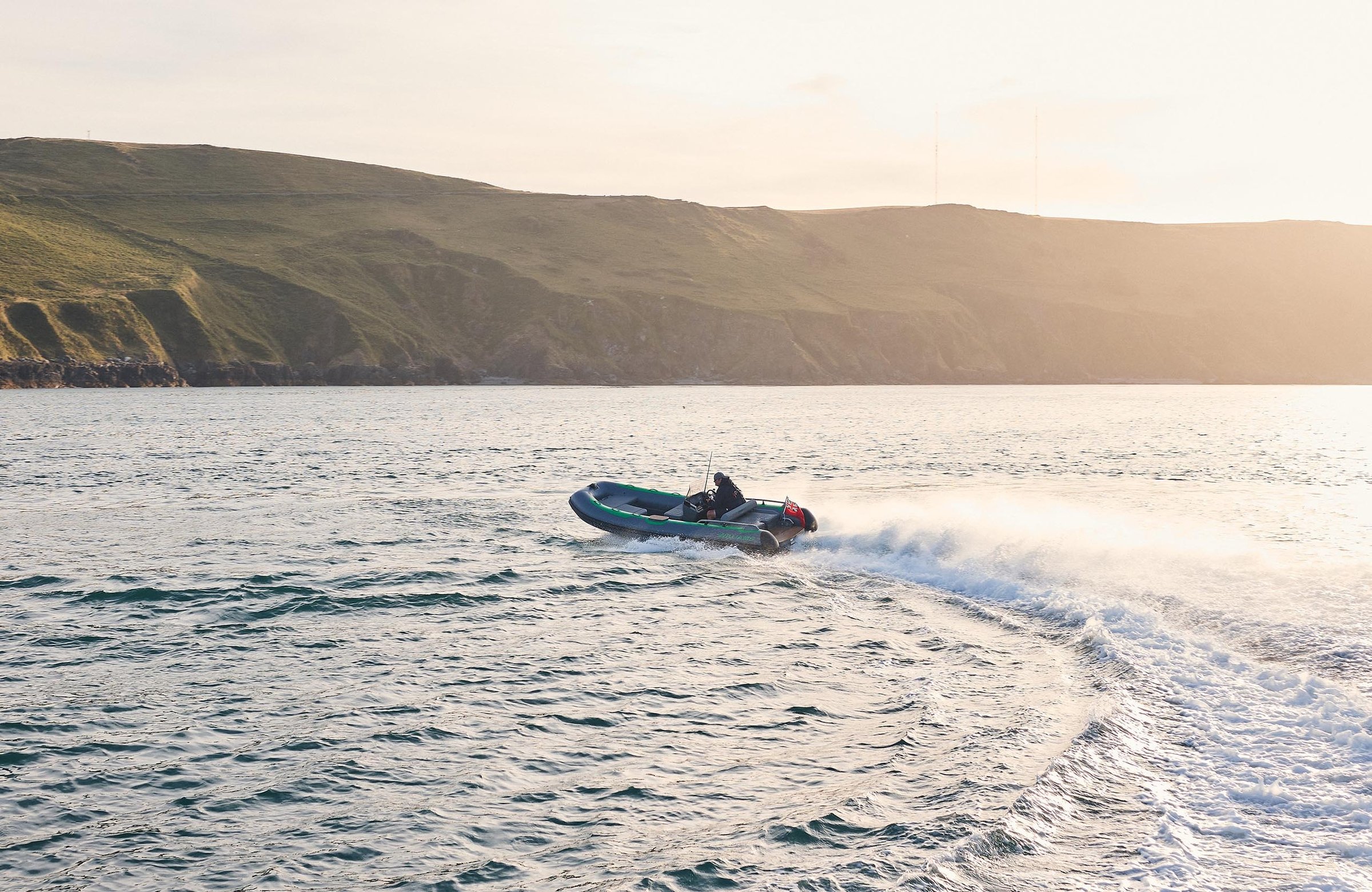 Williams Jet Tenders SportJet 520, rubberboot varend op zee